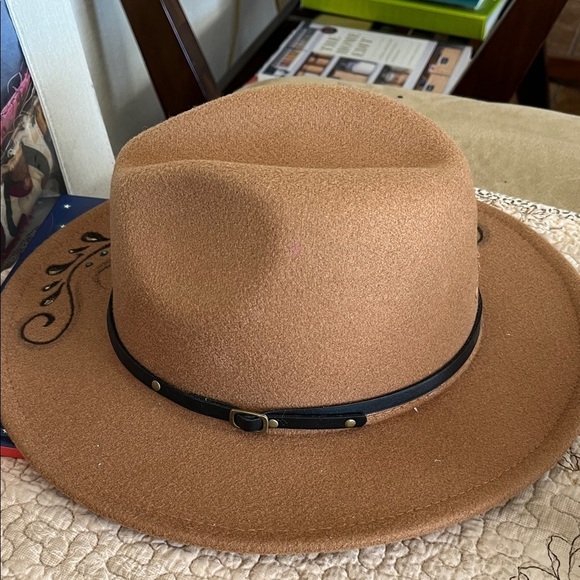 Handpainted Floral Embellished Felt Hat main image 5